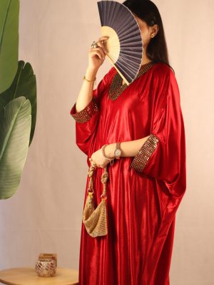 Laleh Kaftan | Suhaaf